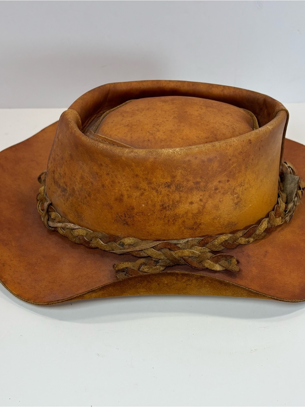 Vtg Henschel Skully’s Suede Leather Brown Outback Western Hat Men's Med Feather - Picture 4 of 9